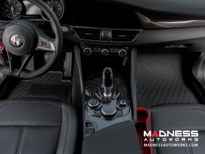 Alfa Romeo Giulia Floor Mat Set - All Weather Rubber Front/ Rear 4 Piece Set - Deluxe - Q4/ AWD Model